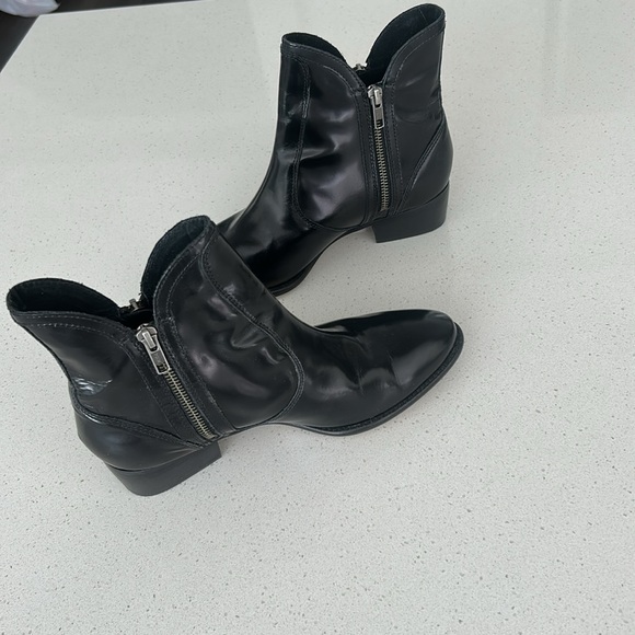Seychelles Lucky Penny Patent Leather Booties Black Size 8 - Picture 12 of 16